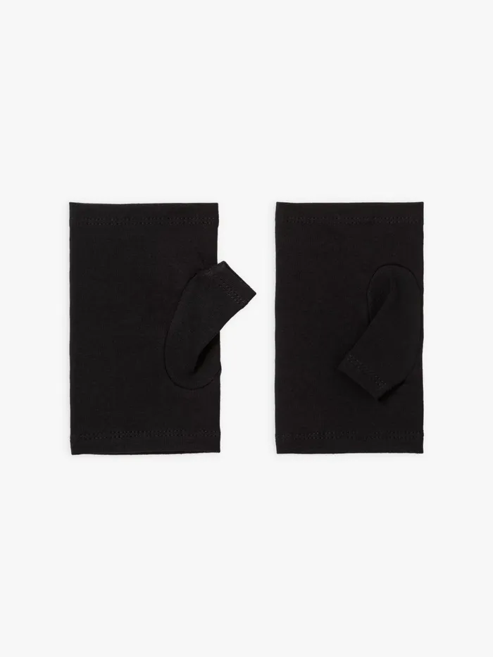 Agns B Beanies and Gloves Women Black Mittens