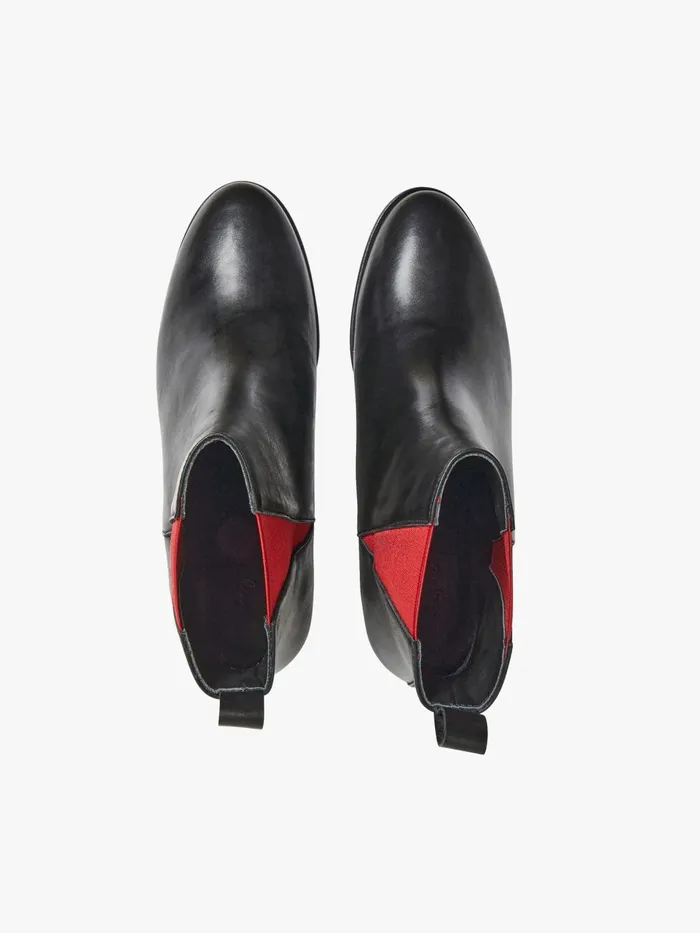 Agns B Boots and Ankle Boots Women Black And Red Victoria Rock Boots
