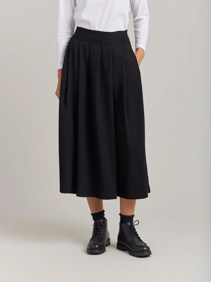 Agns B Skirts and Shorts Women Black Polyester Grand Hotel Skirt