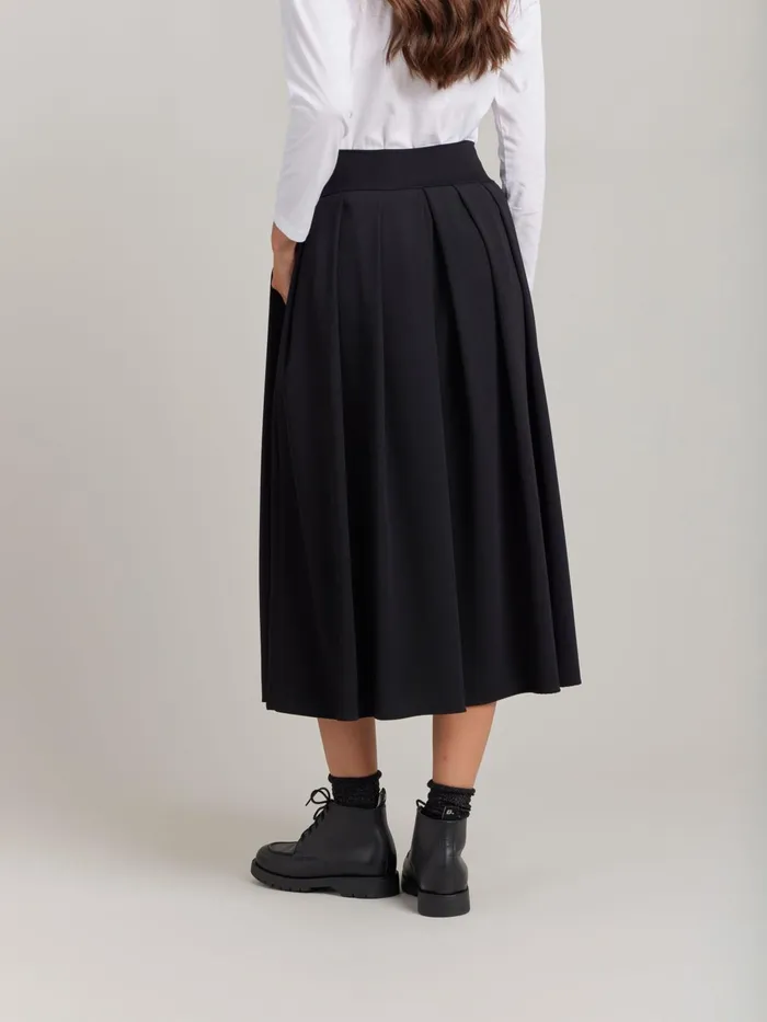Agns B Skirts and Shorts Women Black Polyester Grand Hotel Skirt