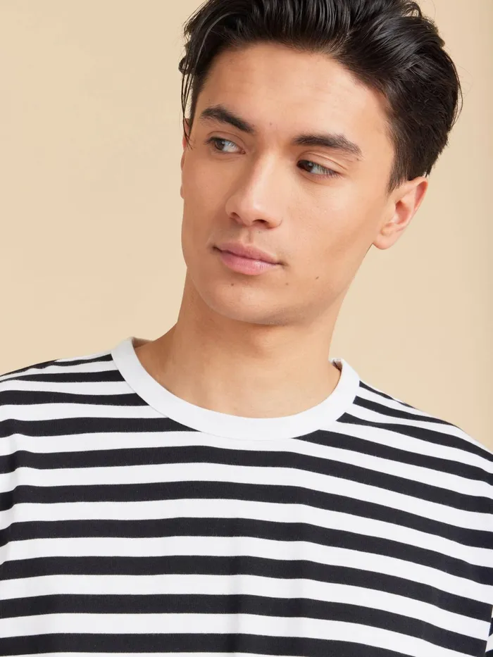 Agns B Tshirts and Polo Shirts Men Black And White Short Sleeves Striped Coulos Tshirt