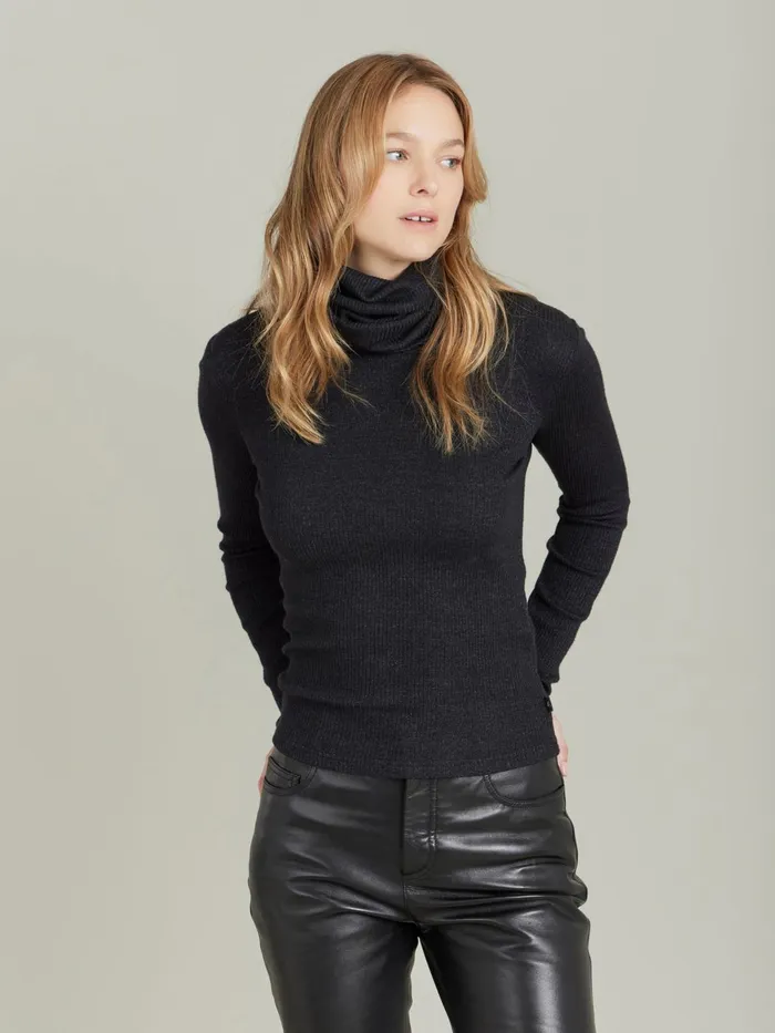 Agns B Tshirts and Tank Tops Women Black Jersey Ribbed Transformable Tshirt