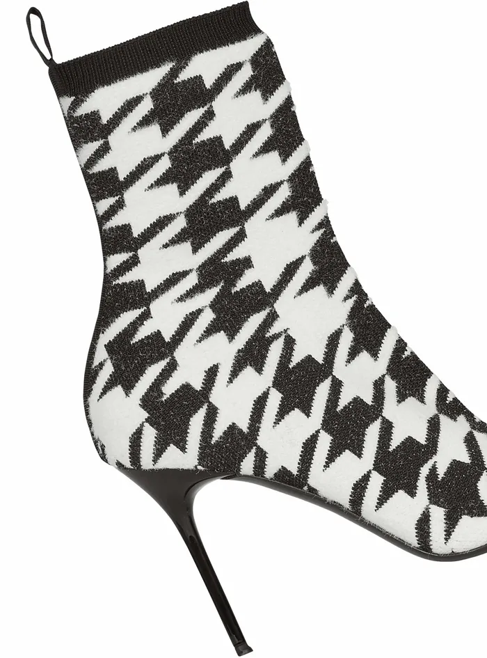 Balmain Boots And Rangers Womens Bicolor Stretch Knit Skye Ankle Boots Black Balmain Boots And Rangers Womens Bicolor Stretch Knit Skye Ankle Boots Black