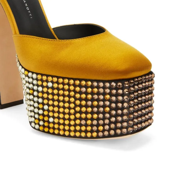 Bebe Strass Yellow Women Giuseppe Zanotti Sandals