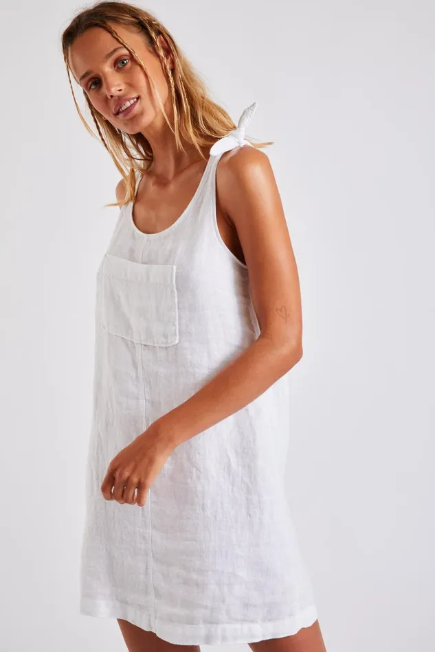 Dress White 8211 MEDWAY HAWSTON White Women Banana Moon Dresses