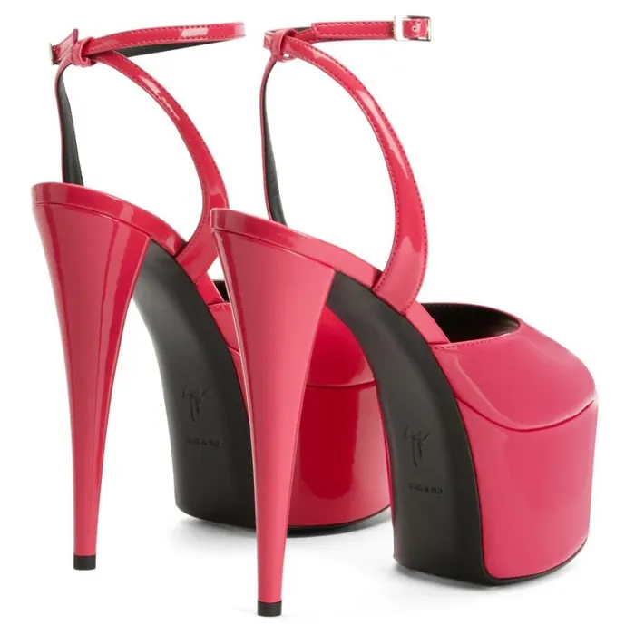 Gz Aida Fucsia Women Giuseppe Zanotti Sandals