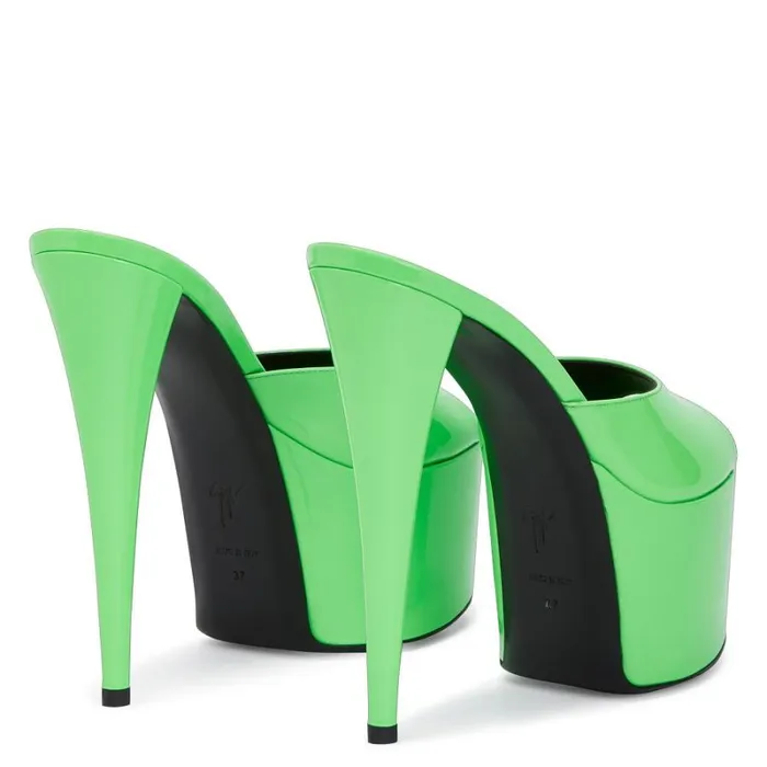 Gz Aida Green Women Giuseppe Zanotti Sandals