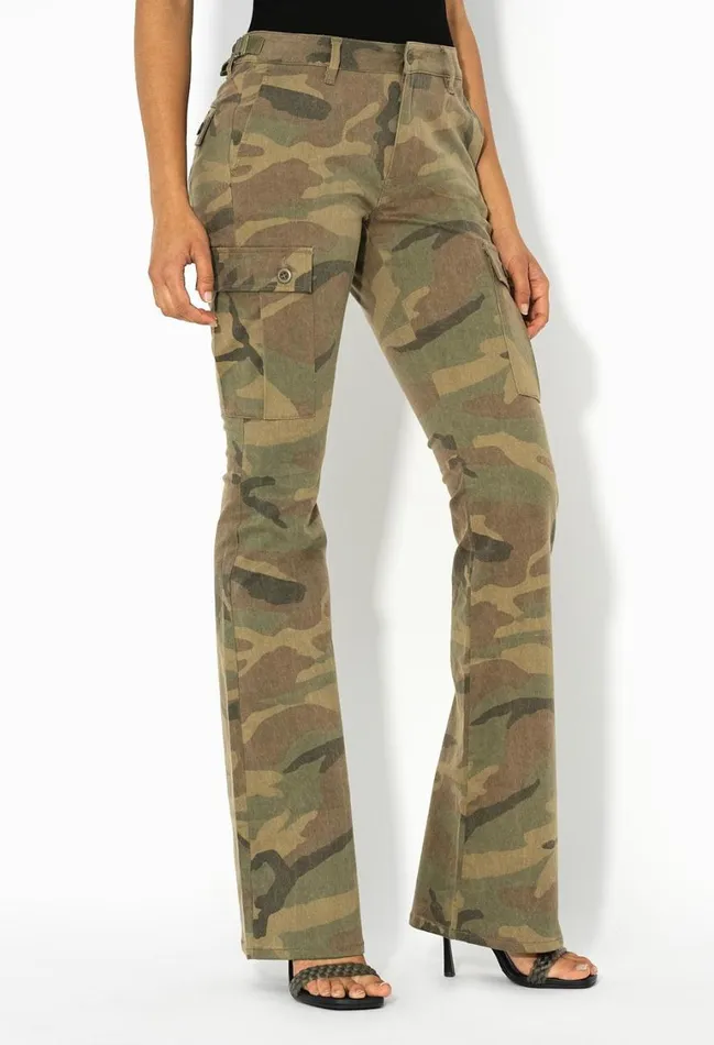John Elliott Bottoms Low Rise Boot Cut Cargo Camo 8211 Women