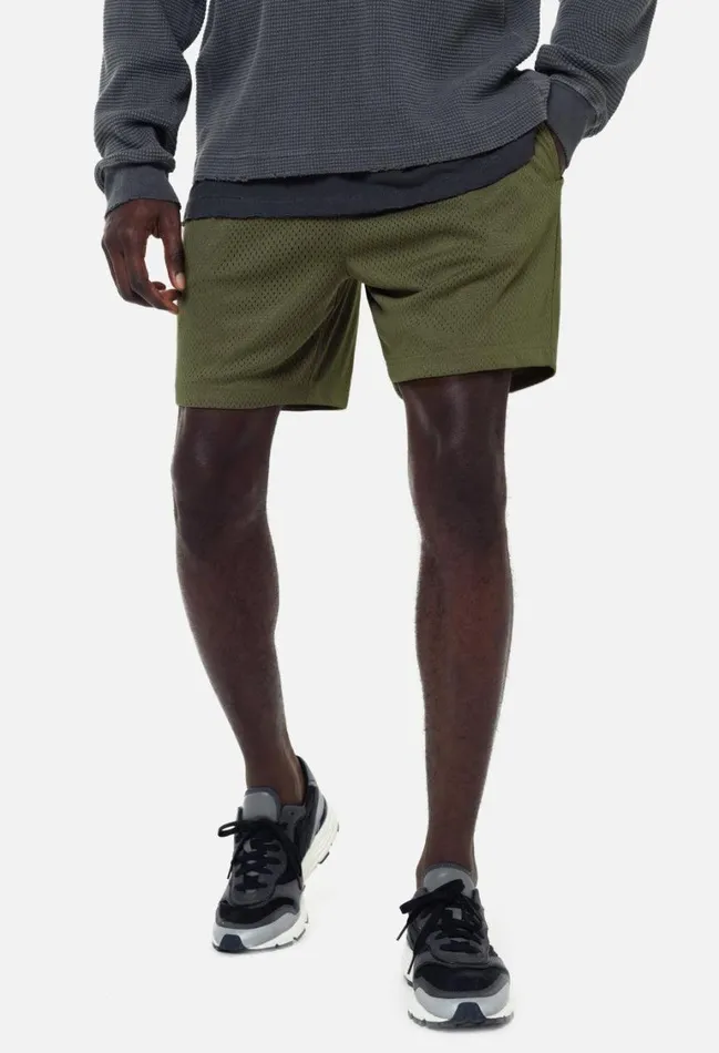 John Elliott Shorts Aau Shorts Olive 8211 Men John Elliott Shorts Aau Shorts Olive 8211 Men