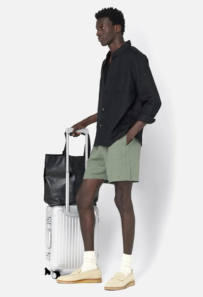 John Elliott Shorts Linen Easy Short Sage 8211 Men John Elliott Shorts Linen Easy Short Sage 8211 Men