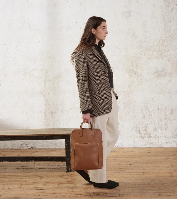 Le Tanneur Backpacks Women Zipped Business Backpack In Grained Leather Brown Tan