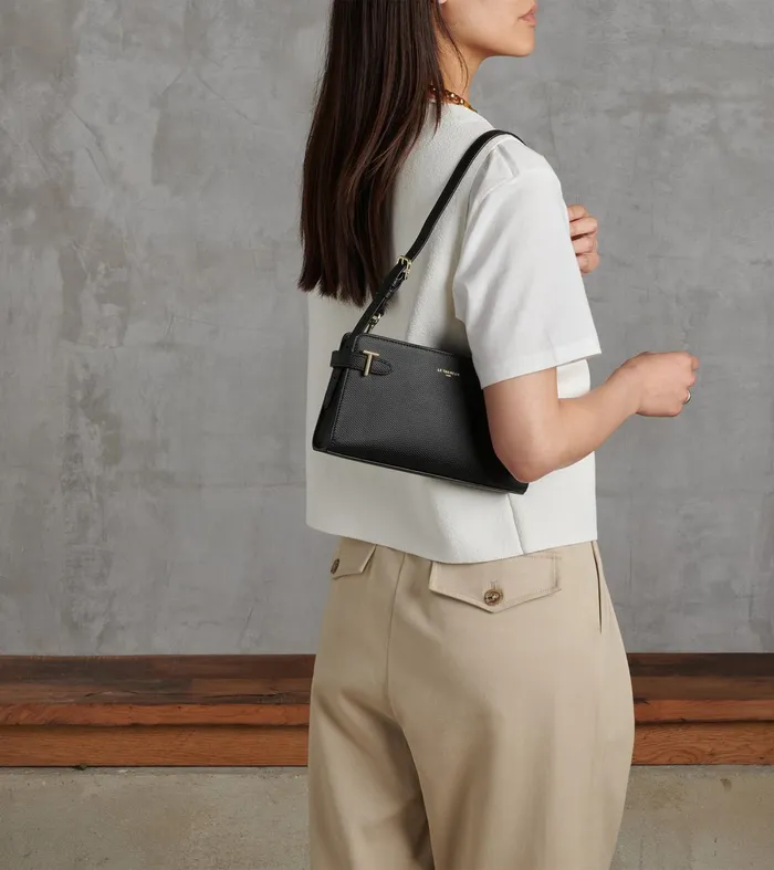Le Tanneur Crossbody Bags Women Small Shoulder Bag In Signature T Leather Black