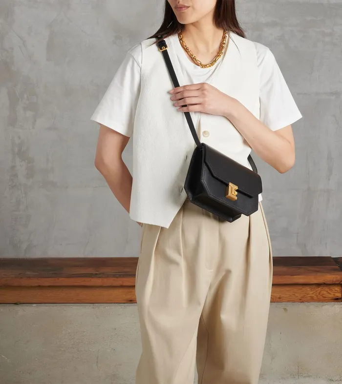 Le Tanneur Crossbody Bags Women Small Shoulder Bag In Smooth Leather Black