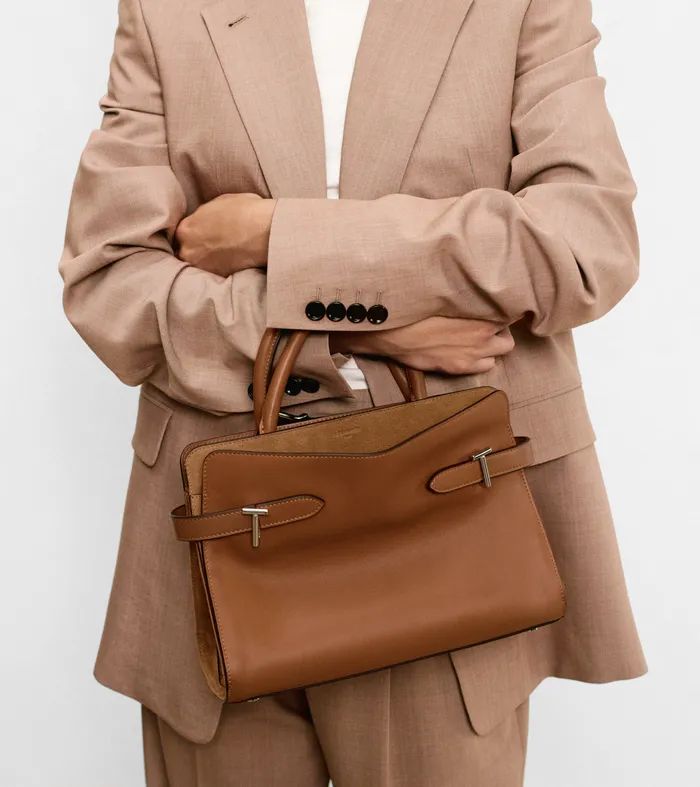 Le Tanneur Handbags Women Medium Handbag In Smooth Leather And Suede Brown Tan