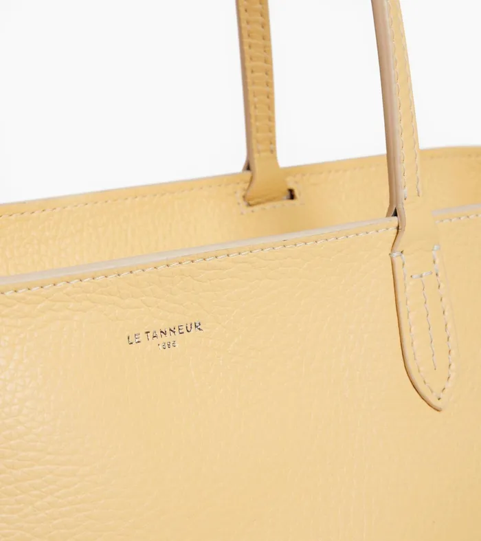 Le Tanneur Totes and Shoulder Bags Women Large Tote Bag In Grained Leather Aurore Grege