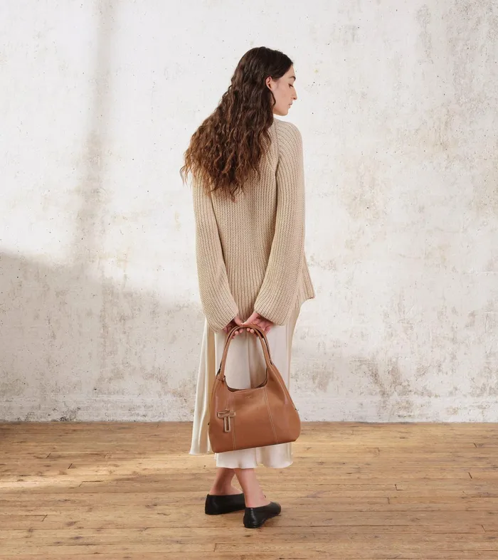 Le Tanneur Totes and Shoulder Bags Women MediumSized Shoulder Bag In Grained Leather Brown Tan