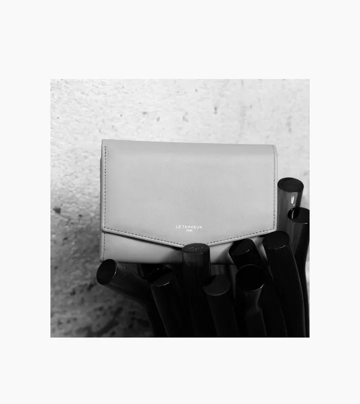 Le Tanneur Wallets Women Large Zipped Wallet In Smooth Leather Black