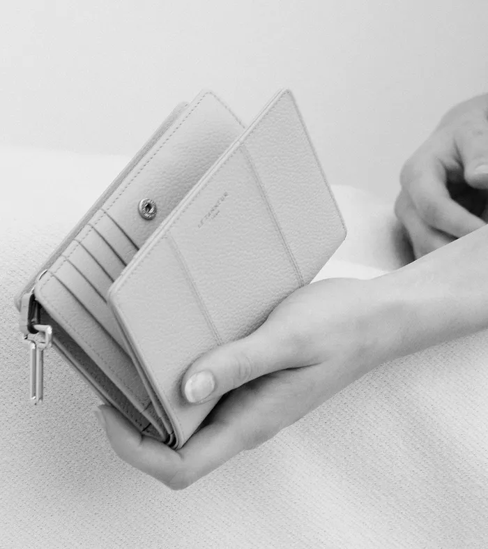 Le Tanneur Wallets Women Medium Wallet In Grained Leather Brown Tan