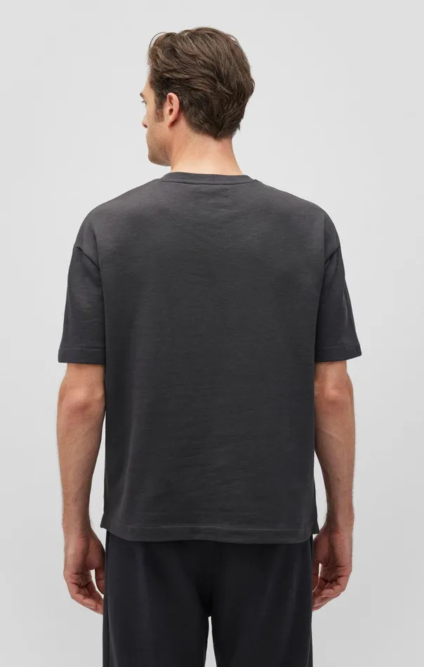 Men Drop Shoulder TShirt In Pirate Black Mavi Jeans TShirts Men Drop Shoulder TShirt In Pirate Black Mavi Jeans TShirts