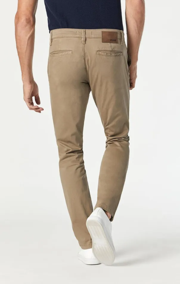 Men Johnny Chino In British Khaki Twill Mavi Jeans Mavi Jeans Pants Men Johnny Chino In British Khaki Twill Mavi Jeans Mavi Jeans Pants