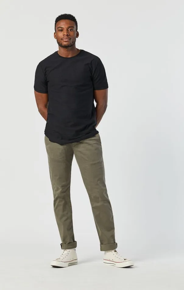 Men Johnny Slim Leg Chino In Dusty Olive Twill Mavi Jeans Pants
