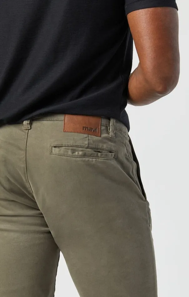 Men Johnny Slim Leg Chino In Dusty Olive Twill Mavi Jeans Pants