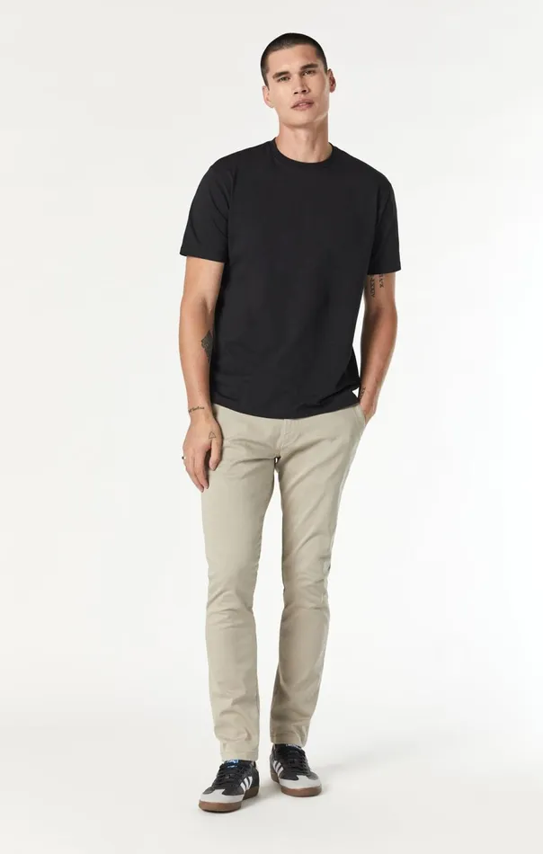Men Johnny Slim Leg Chino In Laurel Oak Twill Mavi Jeans Pants