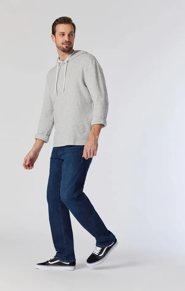 Men Matt Mid Rise Relaxed Straight Leg In Dark Shaded Williamsburg Mavi Jeans Denim