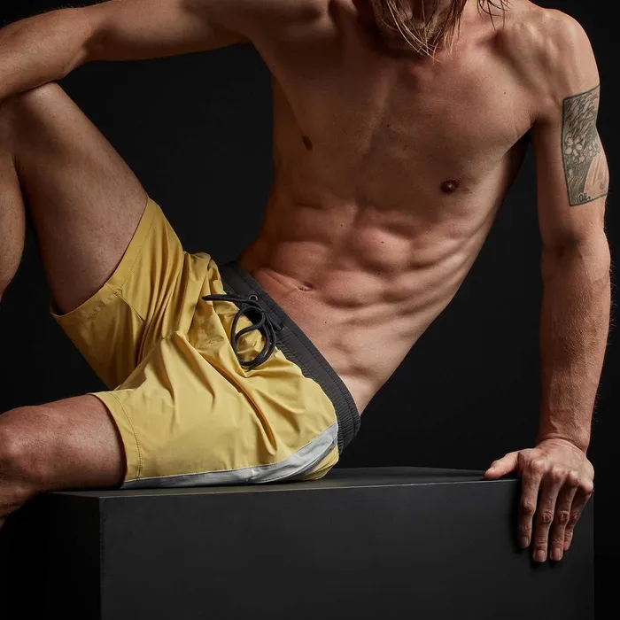 Men Performance Swim James Perse Double Stripe Board Short Medallionsmokecarbondusk