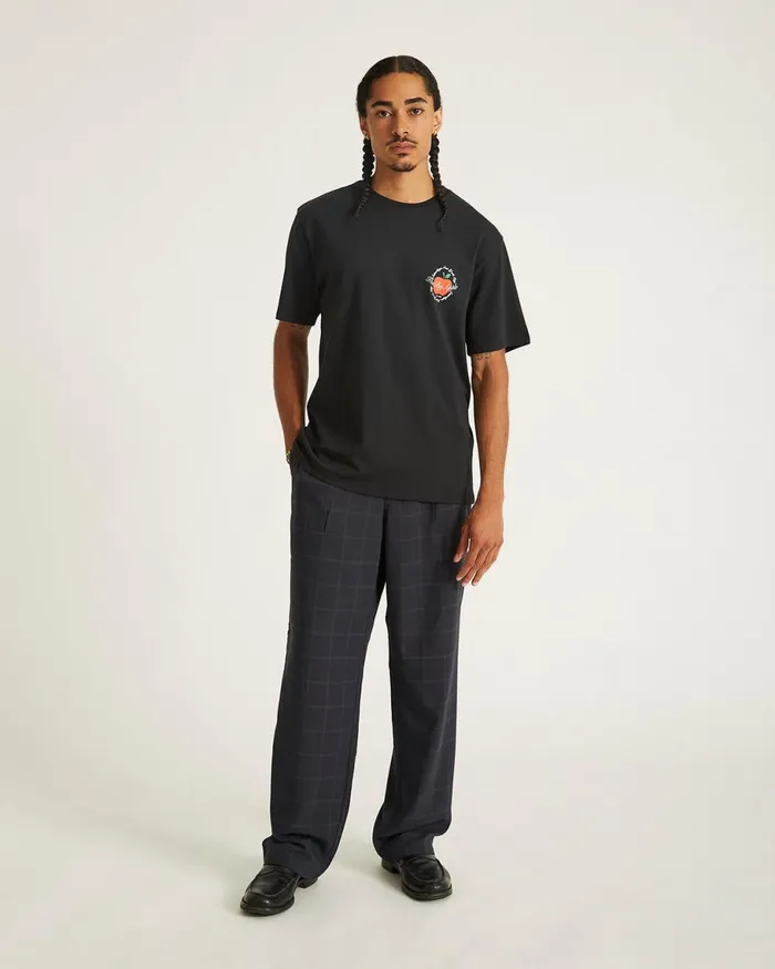 Men Saturdays NYC Tees The Big Apple Standard SS Tee Black Men Saturdays NYC Tees The Big Apple Standard SS Tee Black