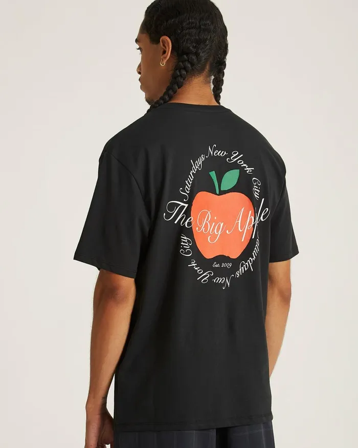 Men Saturdays NYC Tees The Big Apple Standard SS Tee Black Men Saturdays NYC Tees The Big Apple Standard SS Tee Black