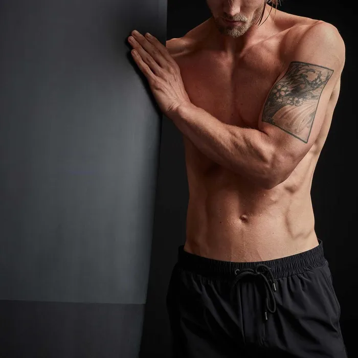 Men Shorts James Perse Split Hem Board Short Black