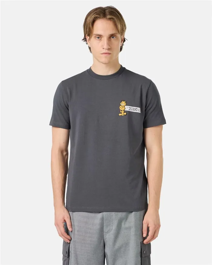 Men TSHIRTS AND POLO Iceberg Grey Slimfit Tshirt In Sustainable Stretch Jersey With Garfield Print And Iceberg Logo Men TSHIRTS AND POLO Iceberg Grey Slimfit Tshirt In Sustainable Stretch Jersey With Garfield Print And Iceberg Logo