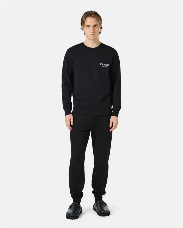 Men TROUSERS Iceberg Black Jogger Regular Fit Trousers In Fleece With Bear Print And Iceberg Logo Men TROUSERS Iceberg Black Jogger Regular Fit Trousers In Fleece With Bear Print And Iceberg Logo