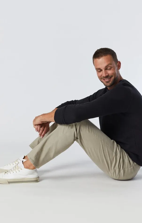 Men Zach Straight Leg In Beige Twill Mavi Jeans Pants