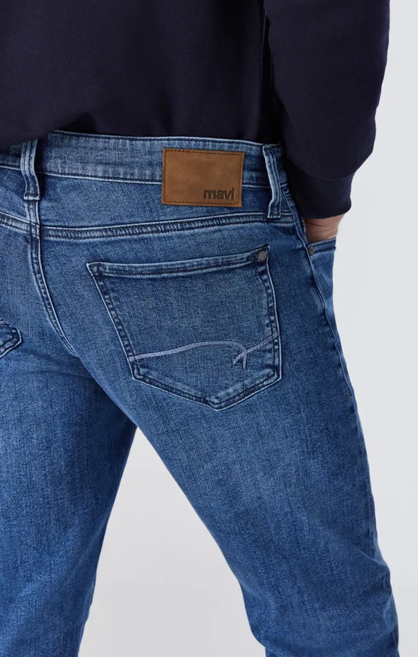 Men Zach Straight Leg In Light Foggy Williamsburg Mavi Jeans Denim Men Zach Straight Leg In Light Foggy Williamsburg Mavi Jeans Denim