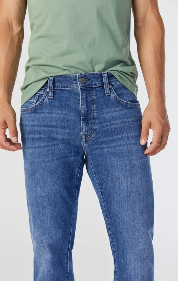 Men Zach Straight Leg Jeans In Mid Indigo Brushed Williamsburg Mavi Jeans Denim