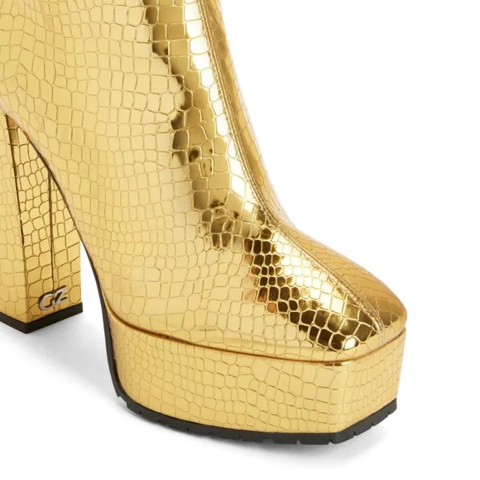 Morgana Gold Women Giuseppe Zanotti Boots
