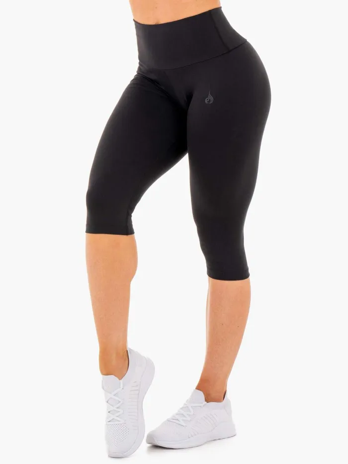 Motion High Waisted Capri Leggings 8211 Black Women Ryderwear Leggings