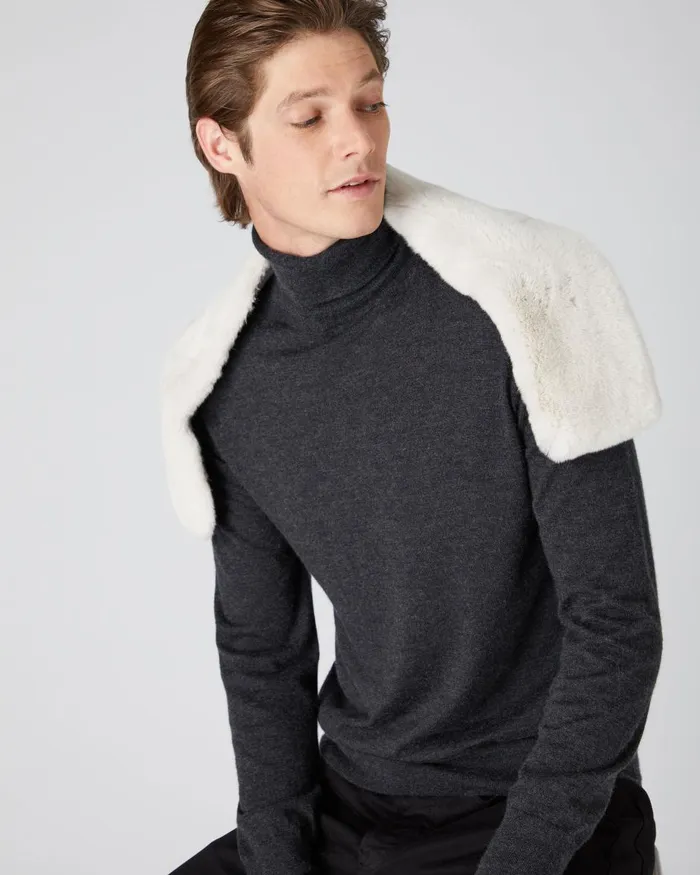 NPeal Cashmere Scarves WomenMen Unisex Fur Neckwarmer In Snow Grey