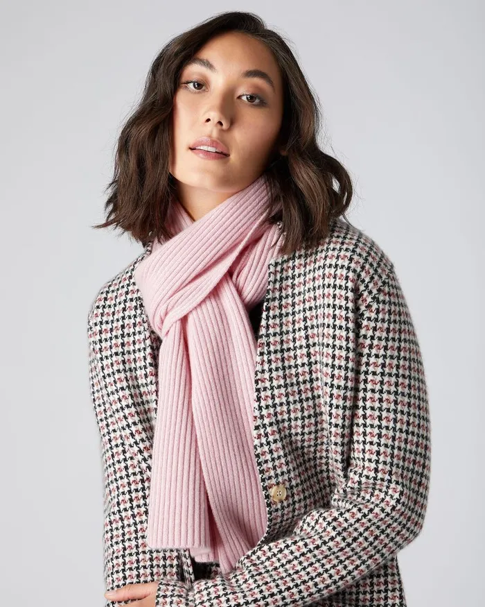 NPeal Cashmere Scarves Women Short Ribbed Cashmere Scarf In Pale Pink