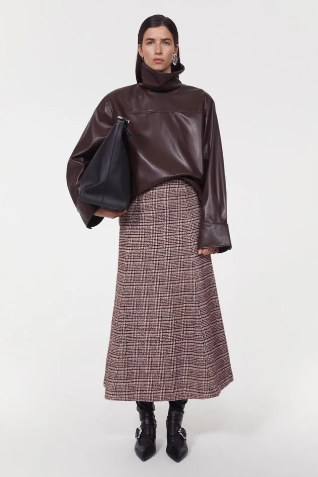 Neneh Boucle Skirt Rosa Women Rodebjer Skirts