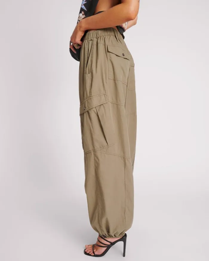One Teaspoon Bottoms Women Khaki Utility Flight Pants