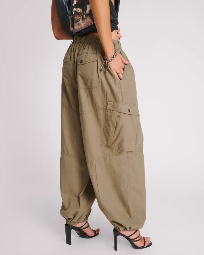 One Teaspoon Bottoms Women Khaki Utility Flight Pants