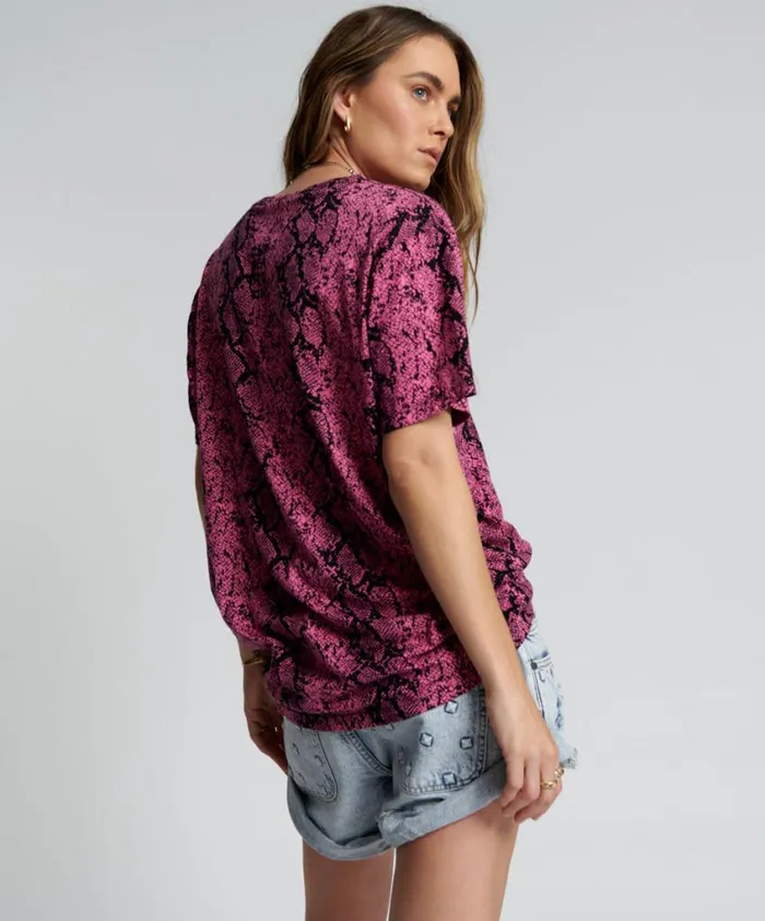One Teaspoon Organic Tees Women Snake Hand Printed Organic Crew Tee