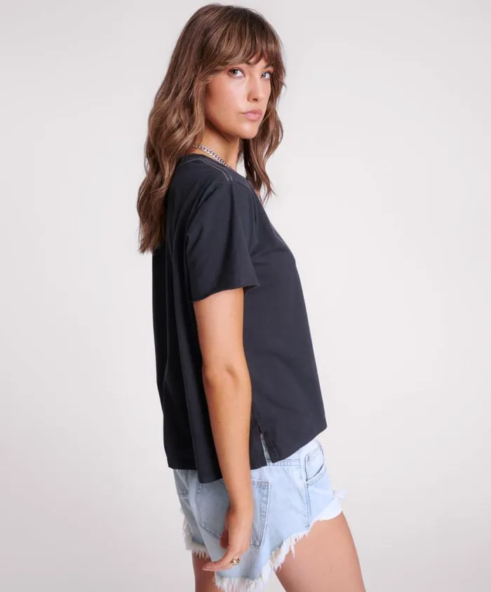 One Teaspoon Tees and Tanks Women Black Graffiti Bird Split Hem Tee