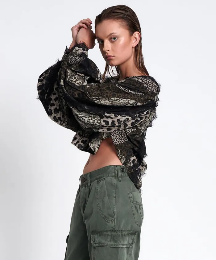 One Teaspoon Tops Women Cropped Eternal Spirit Shirt