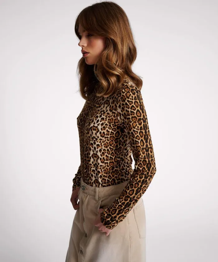 One Teaspoon Tops Women Leopard Jersey Turtle Neck Long Sleeve Top