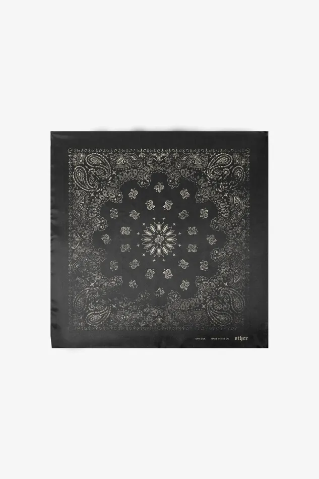 OTHER BANDANAS and SCARVES MENWOMEN The Vintage Paisley Silk Bandana Vintage Black and Dirty White