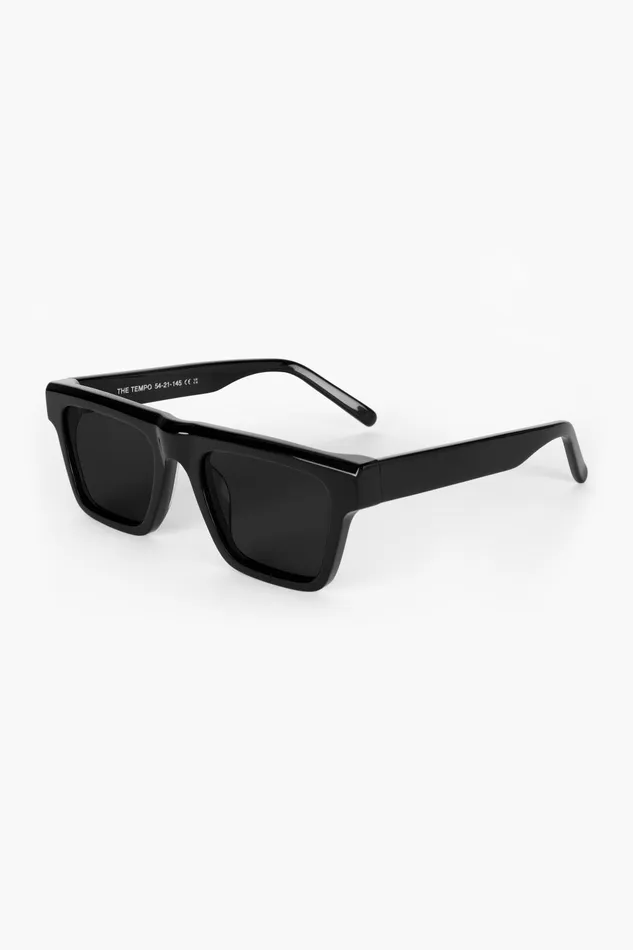 OTHER EYEWEAR MENWOMEN The Tempo Sunglasses Black